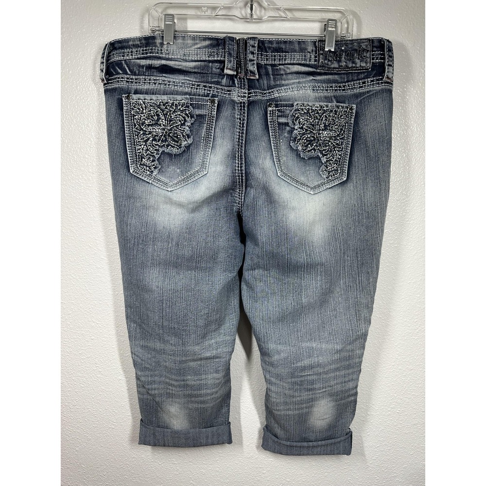 Hydraulic Bailey Jeans Womens 22 Blue Distressed Embroidered Capri Cropped Denim - Picture 2 of 10